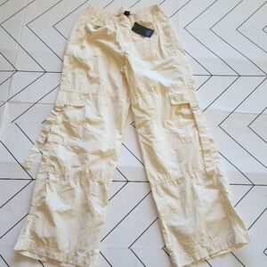 Wild Fable Mid-Rise Women's Cargo Pants, Size S, Cream.